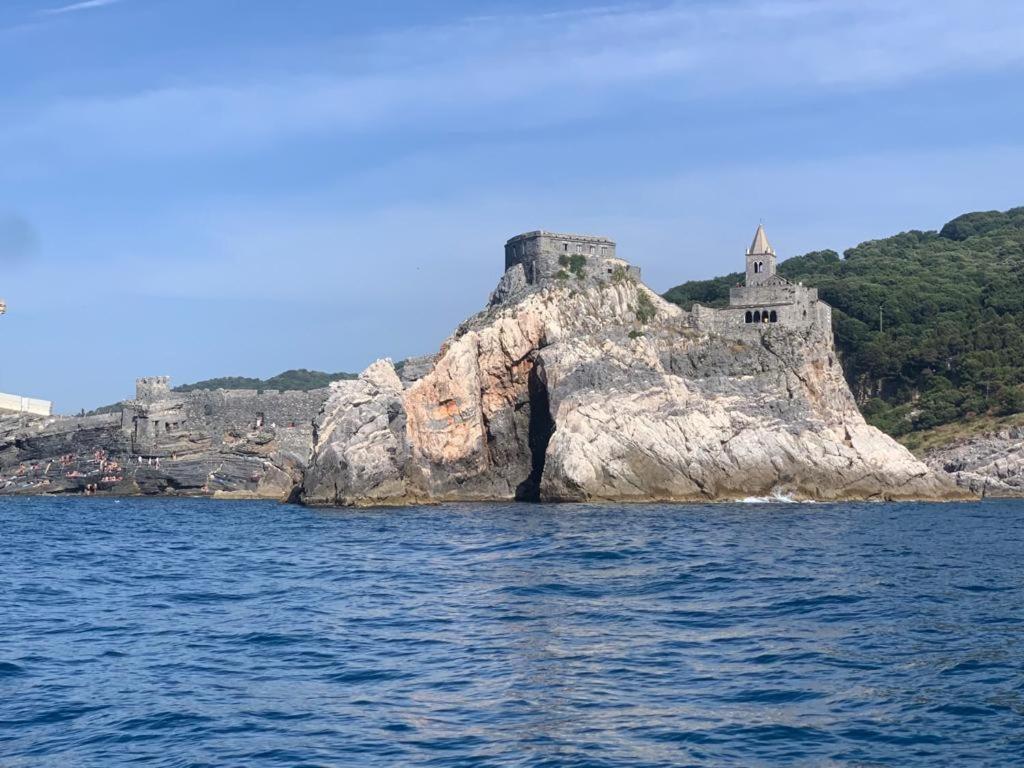 Finestra Tra Le Stelle Arcola Exterior foto