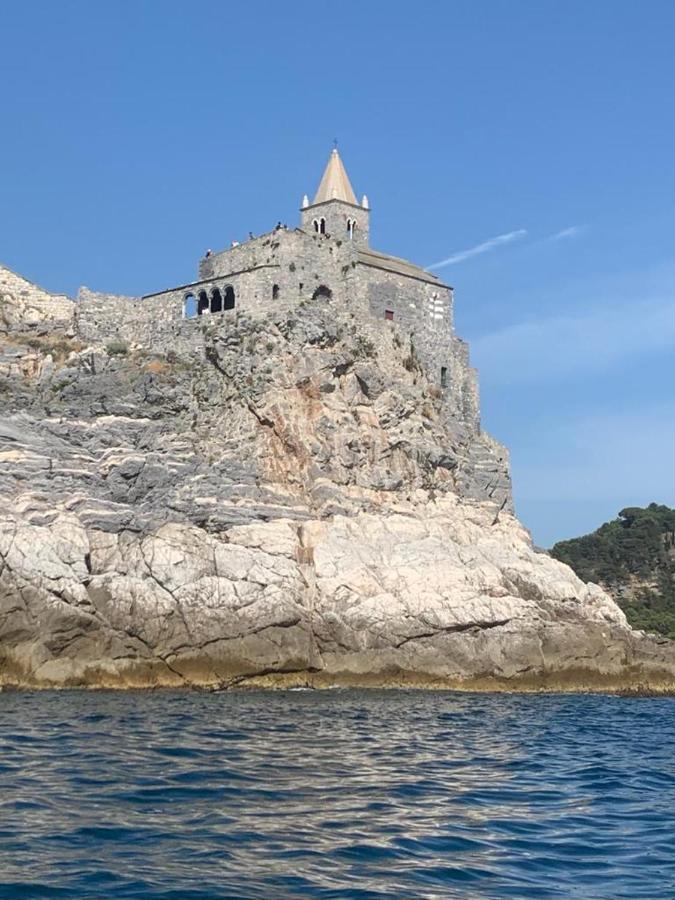 Finestra Tra Le Stelle Arcola Exterior foto